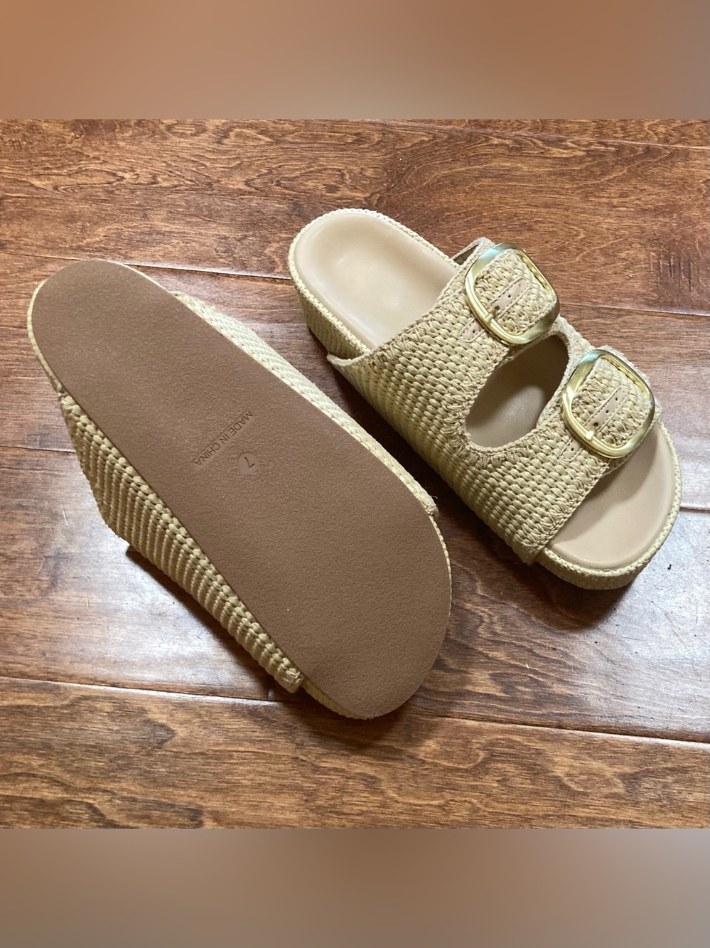 Beach Sandals - Picture 3 of 6